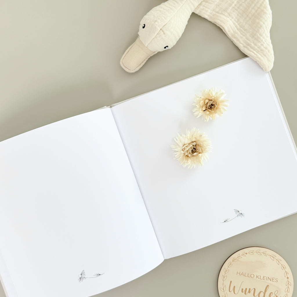 Babyparty Erinnerungsbuch und Gästebuch Quadratisch