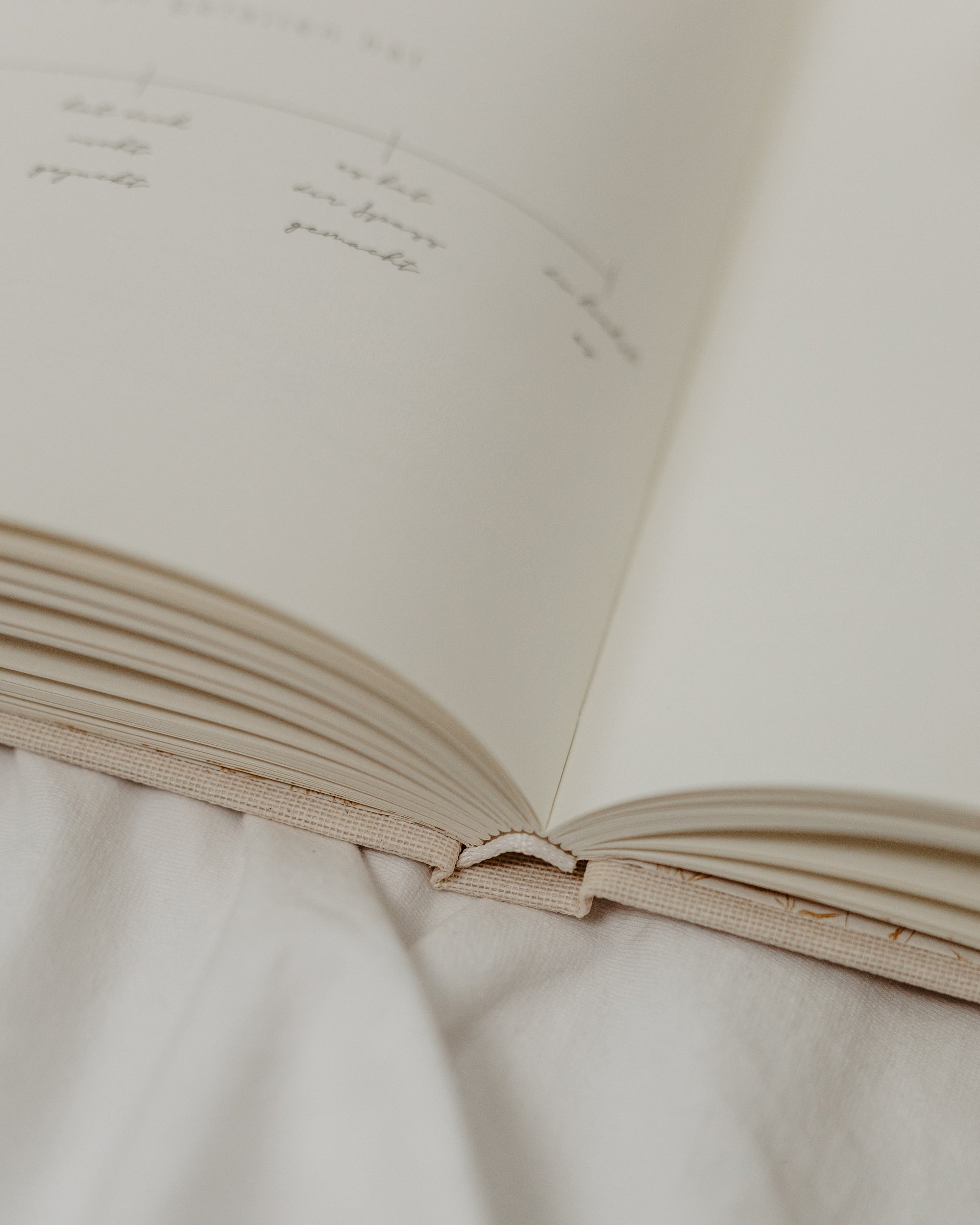 Babybuch Ein Jahr Babyglück Leinencover